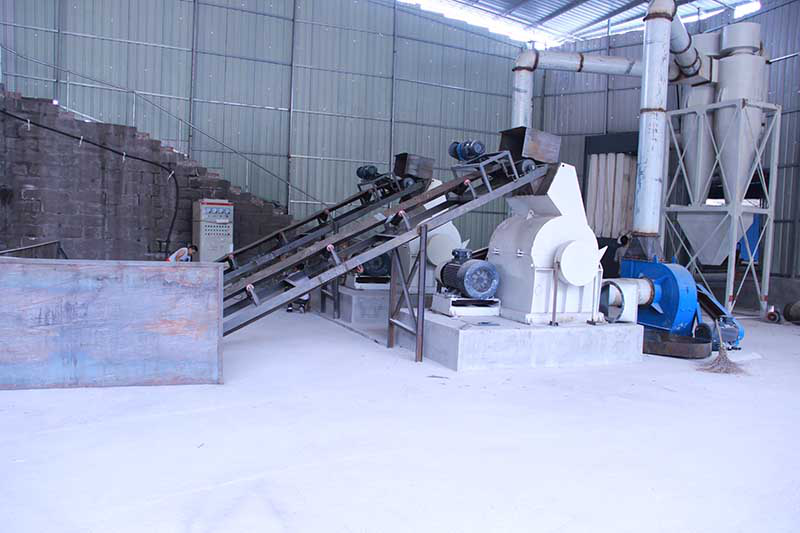 生物質(zhì)顆粒機,木屑顆粒機,鋸末顆粒機,燃料顆粒機,生物質(zhì)造粒機廠家,顆粒灶,粉碎機,烘干機,新能源燃料,包裝機,顆粒燃料,生物質(zhì)能源,生物質(zhì)顆粒機生產(chǎn)廠家