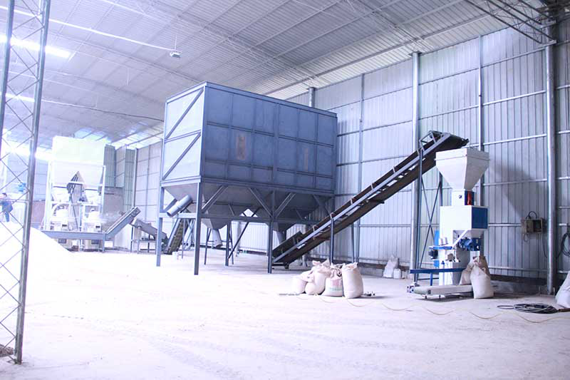 生物質(zhì)顆粒機,木屑顆粒機,鋸末顆粒機,燃料顆粒機,生物質(zhì)造粒機廠家,顆粒灶,粉碎機,烘干機,新能源燃料,包裝機,顆粒燃料,生物質(zhì)能源,生物質(zhì)顆粒機生產(chǎn)廠家